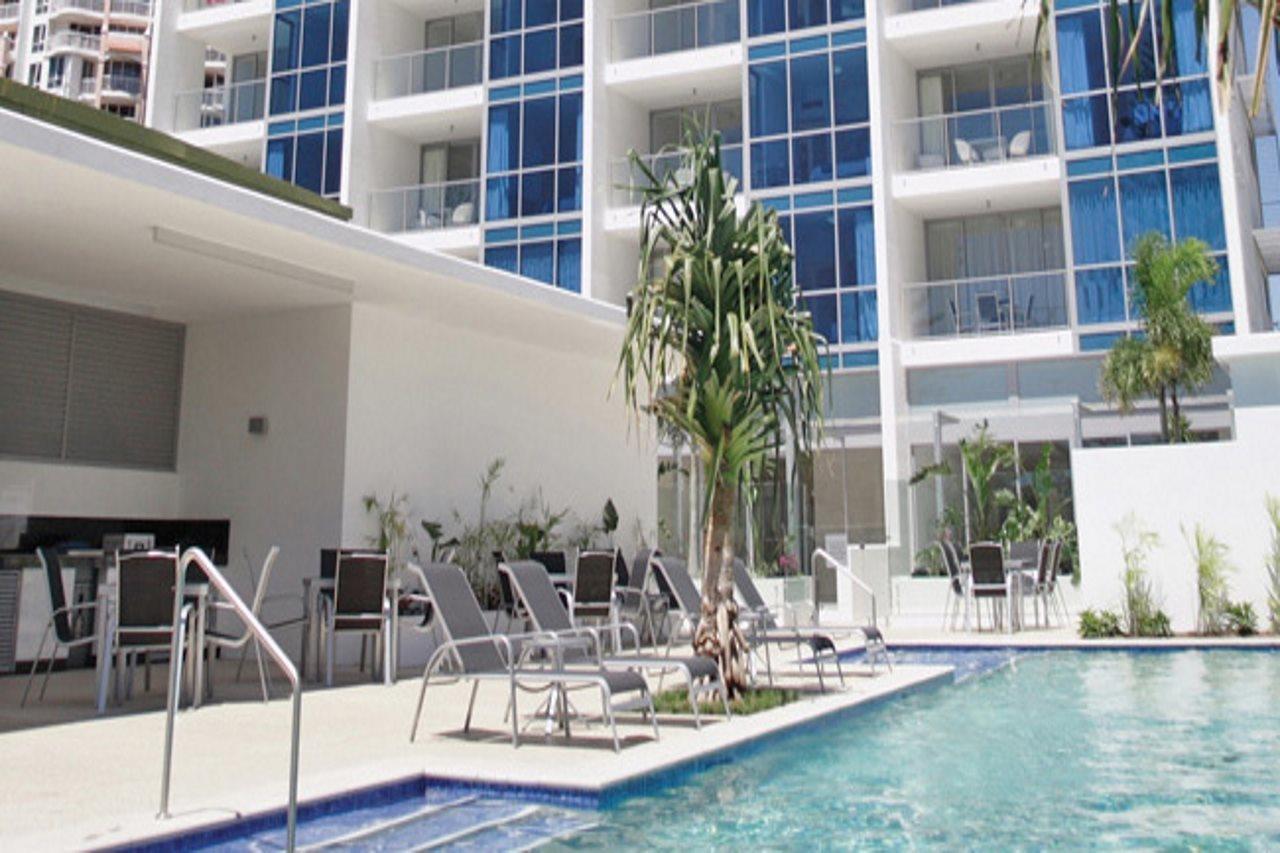 Ocean Pacific Resort - Official Broadbeach Exterior foto
